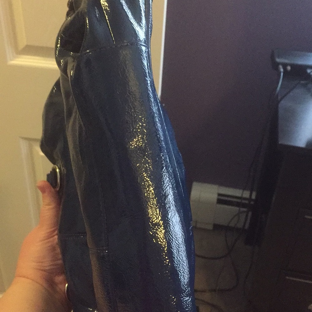 Coach Patent Leather Purse - Picture 6 of 9
